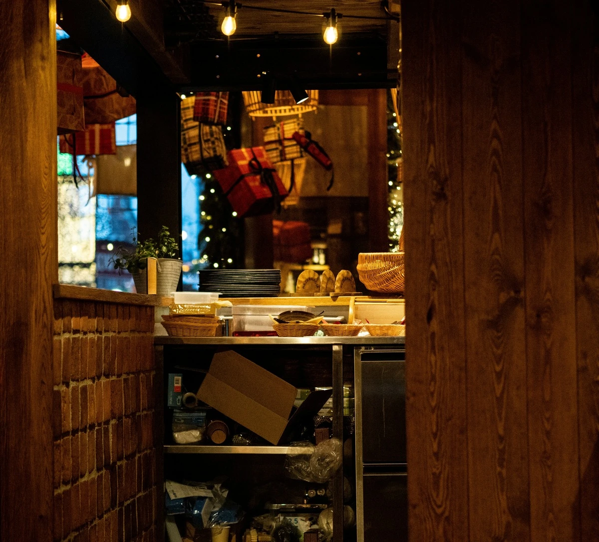 Vellin vs Orca Inventory: Which Inventory and Ordering System Fits Modern Restaurant Teams Better?